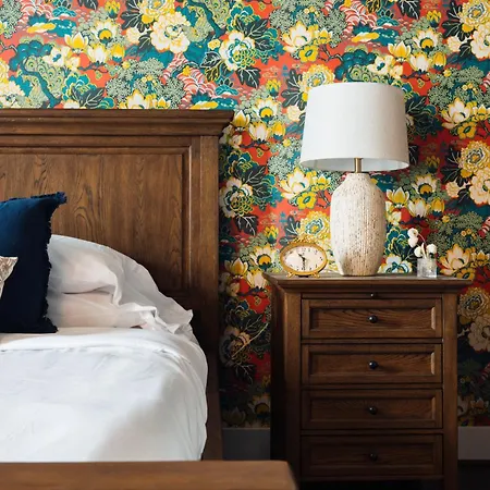 The Painted Lady Hotel